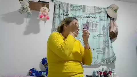 layla_astrum online show from 11-07-25, 10:15