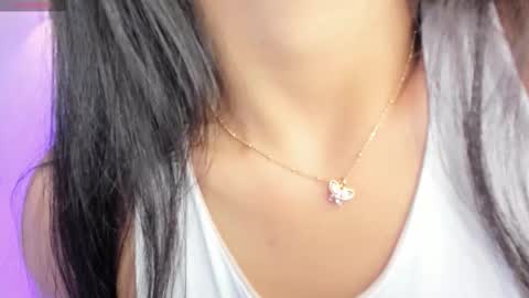 Layla Breezee online show from 10-31-25, 12:06