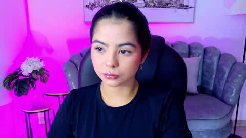 Layla Breezee online show from 05-10-26, 11:26