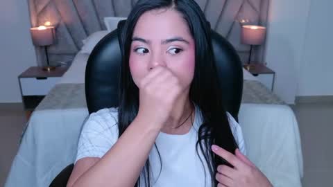 Layla Breezee online show from 06-09-26, 11:44