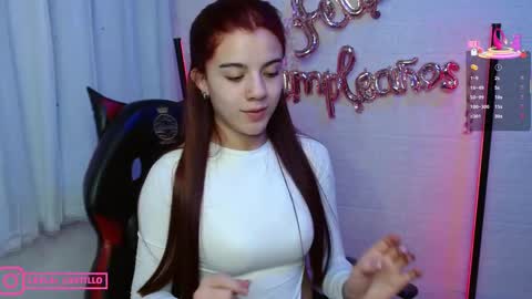 Snapshot of layla_castilloo chatting on 03-01-25, 01:18 Layla online show from 03-01-25, 01:18