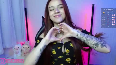 Snapshot of layla_castilloo chatting on 03-11-25, 01:12 Layla online show from 03-11-25, 01:12