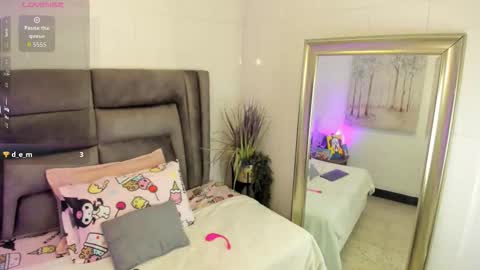 layla_clarke online show from 10-11-25, 04:22