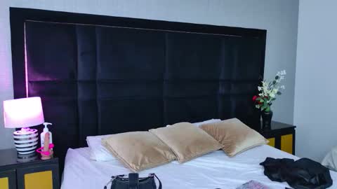 Lau online show from 01-11-26, 01:49