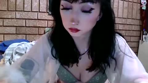 Snapshot of laylakills chatting on 10-01-25, 06:19 Layla Kills online show from 10-01-25, 06:19