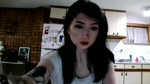 Snapshot of laylakills chatting on 11-17-25, 06:41 Layla Kills online show from 11-17-25, 06:41