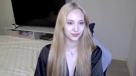 LaylaPretty001 online show from 05-11-26, 04:51