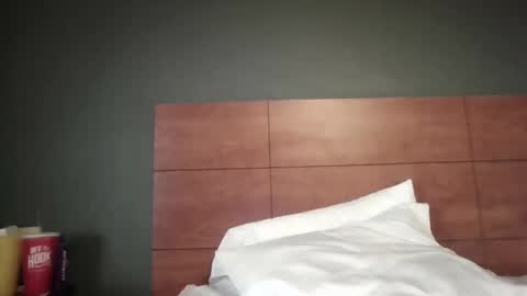 Snapshot of laylasimone97 chatting on 12-15-25, 10:58 Sexy SImone online show from 12-15-25, 10:58