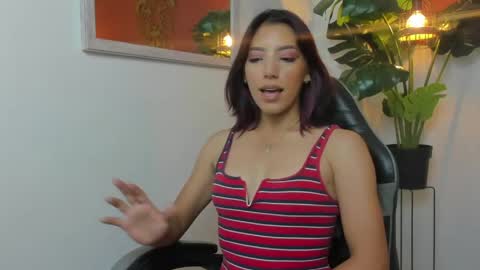 L A Y L A online show from 04-20-26, 12:52