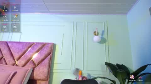 Snapshot of layna_cold chatting on 11-27-25, 12:29 Vannessa online show from 11-27-25, 12:29