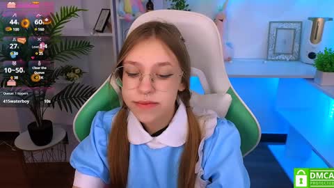 Snapshot of layriantavee chatting on 01-18-25, 07:17 layriantavee online show from 01-18-25, 07:17