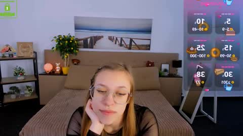 Snapshot of layriantavee chatting on 02-18-25, 10:05 layriantavee online show from 02-18-25, 10:05