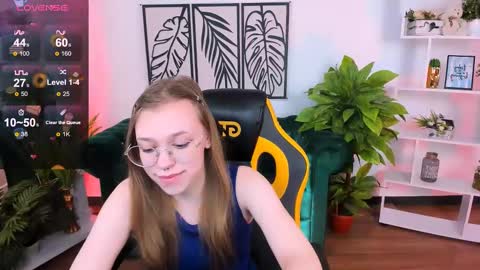 Snapshot of layriantavee chatting on 03-07-25, 07:30 layriantavee online show from 03-07-25, 07:30