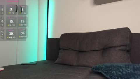 Snapshot of lazar_angels chatting on 05-30-26, 05:15 Laz online show from 05-30-26, 05:15