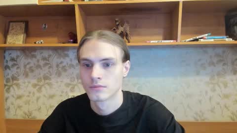 Snapshot of lazaret1k chatting on 01-16-26, 09:46 Vladi online show from 01-16-26, 09:46