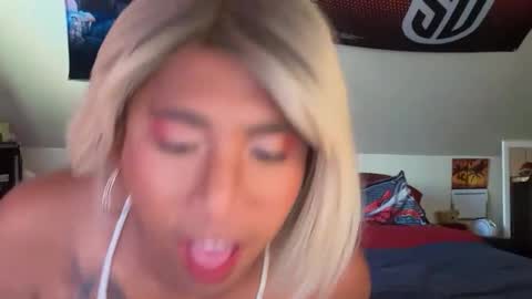 Snapshot of lbffemme chatting on 09-12-25, 08:53 lbffemme online show from 09-12-25, 08:53