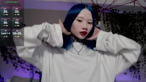 Snapshot of le_chan chatting on 02-09-25, 01:35 felixe online show from 02-09-25, 01:35