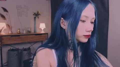Snapshot of le_chan chatting on 09-11-25, 08:36 felixe online show from 09-11-25, 08:36