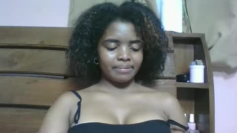 lea96546 online show from 04-18-26, 07:58