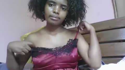 lea96546 online show from 04-21-26, 07:36