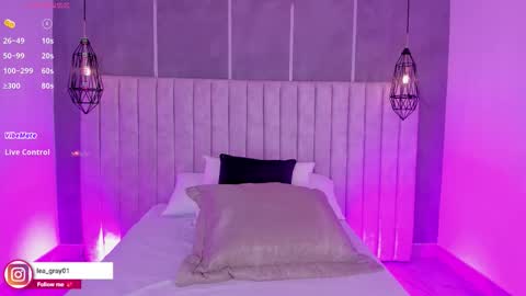    online show from 10-22-25, 07:02