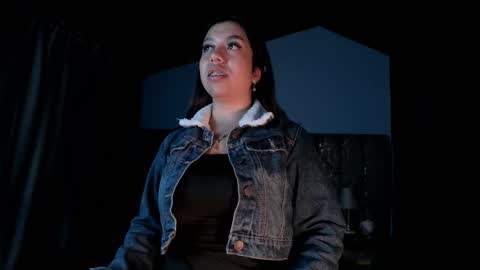 Lea Velle online show from 01-05-26, 05:27