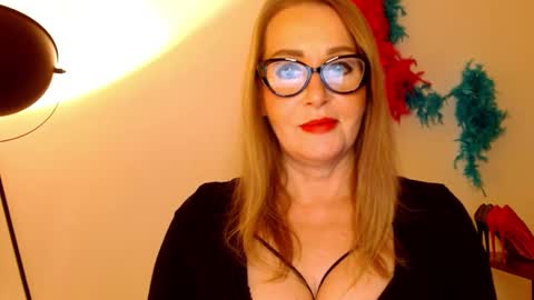 LEA online show from 01-30-25, 03:29