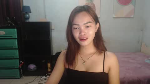 Snapshot of leah_fucker chatting on 12-21-25, 09:55 leah_fucker online show from 12-21-25, 09:55