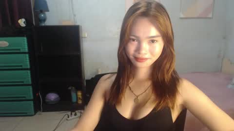 Snapshot of leah_fucker chatting on 02-05-26, 09:41 leah_fucker online show from 02-05-26, 09:41