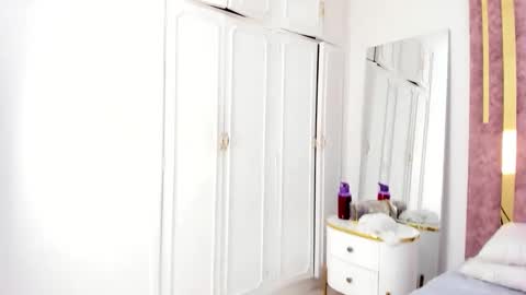 Leah  online show from 03-10-25, 11:06