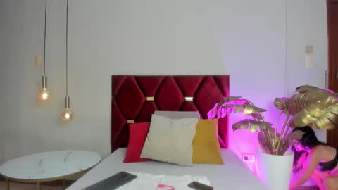 Snapshot of leahcaarter chatting on 09-08-25, 06:07 Leah Carter online show from 09-08-25, 06:07
