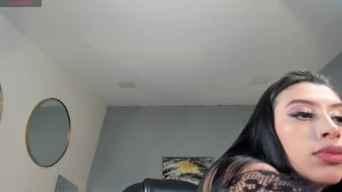 leahlombardi_ online show from 04-30-26, 03:24