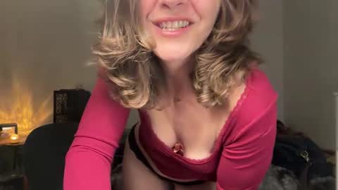 Leah Sparkles online show from 04-29-26, 02:59