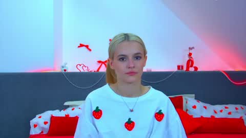 Lea online show from 07-17-26, 06:31