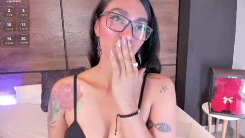 Hey Im Lea online show from 06-26-26, 04:44