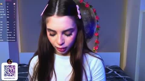 Snapshot of leandraconcatelli chatting on 02-22-26, 07:12 Sophie online show from 02-22-26, 07:12