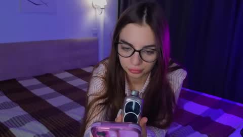 Sophie online show from 06-05-26, 07:19