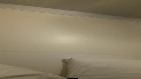 Snapshot of leannesandgren1 chatting on 04-28-26, 02:44 leannesandgren1 online show from 04-28-26, 02:44