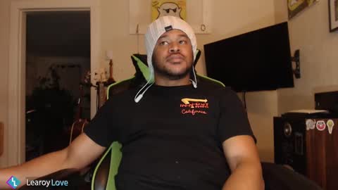 Learoy online show from 12-08-24, 06:01