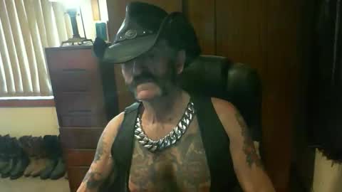 leathergreaser online show from 09-18-25, 12:45