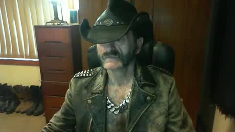 leathergreaser online show from 11-23-25, 07:24