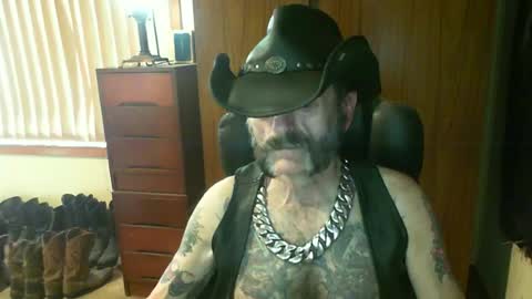 leathergreaser online show from 06-13-26, 04:21