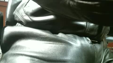 Snapshot of leathermotocross001 chatting on 03-01-26, 06:54 Leathermotocross online show from 03-01-26, 06:54