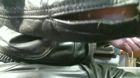 Snapshot of leathermotocross001 chatting on 03-29-26, 05:46 Leathermotocross online show from 03-29-26, 05:46