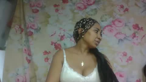 leatiana online show from 04-05-26, 07:44