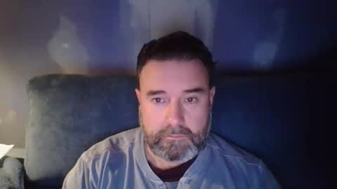 lecheare28 online show from 02-12-26, 04:57