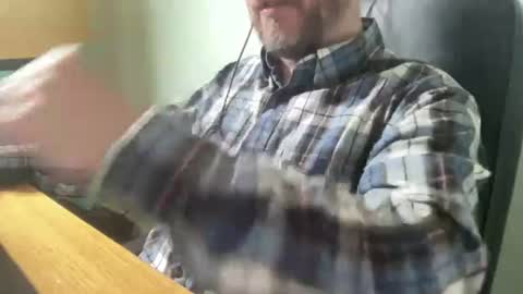 lee_8891 online show from 06-16-26, 11:02