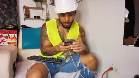 leenar_key online show from 09-30-25, 01:54