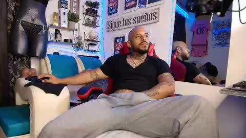 leenar_key online show from 02-13-26, 08:54