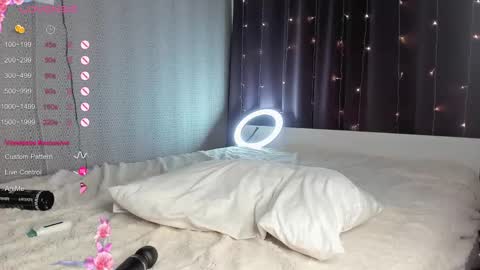 Snapshot of leenylipss chatting on 03-04-25, 06:15 Emily pvt open ONLY WITH EXTRA TIPS online show from 03-04-25, 06:15